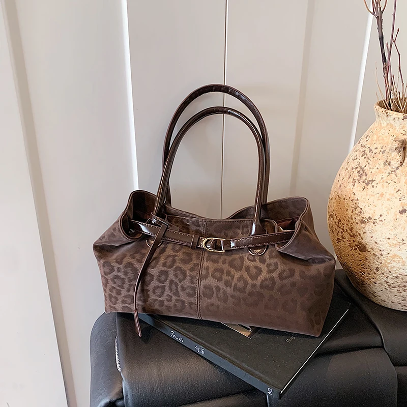 Women Bags Discount - Torby na ramię dla kobiet w