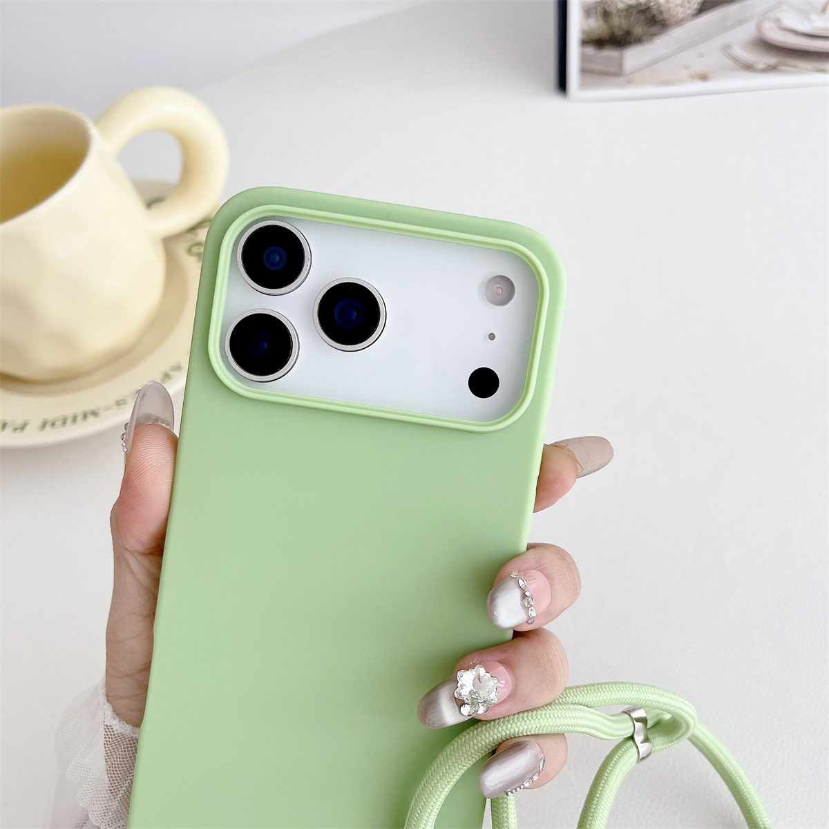 Etui na telefon z paskiem na s – Phone Bag Crossbody recenzja i cena